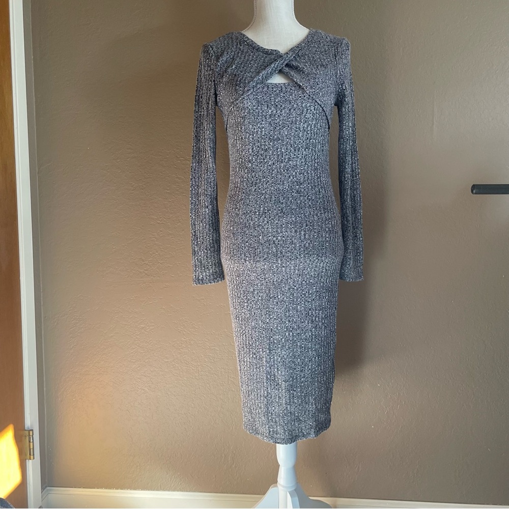 Gray/Black lightweight dress.